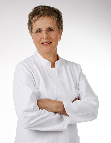 Portrait Dr. Angela Birkhold